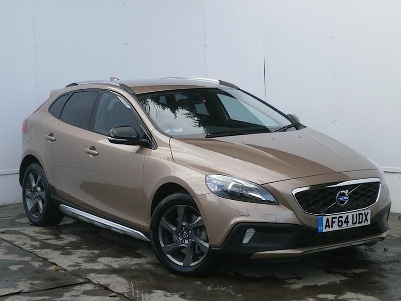    - V40 Cross Country Hatchback... 2.0 AT (245 ..) 4WD